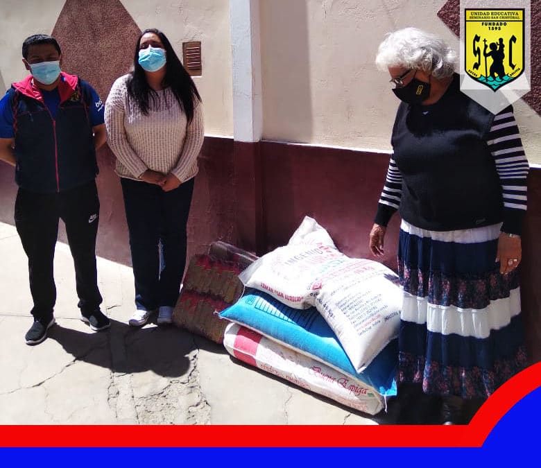ENTREGA DE ALIMENTOS DEL COLEGIO SEMINARIO SAN CRISTOBAL.